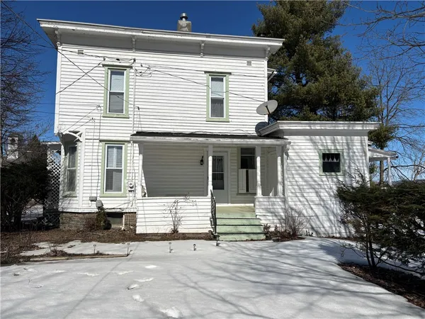 $319,000 | 118 Main Street, Laurens, NY 13796