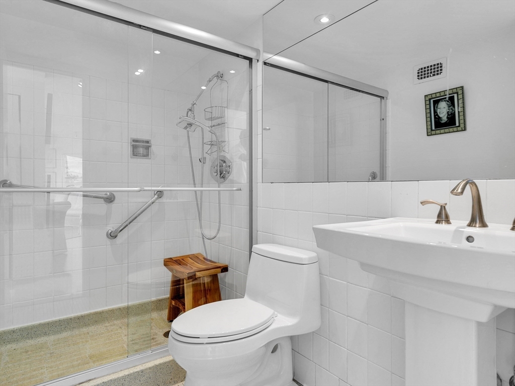 1010 Memorial Drive, Unit 7C Cambridge, MA 02138 - Photo 23 of 28