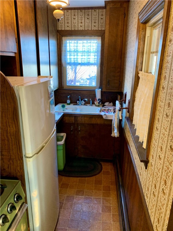 29 Central Street Lincoln, RI 02838 - Photo 5 of 29