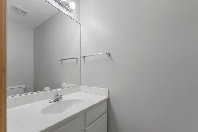 $239,000 | 1556 Independence Drive, Unit 202, Northfield, MN 55057