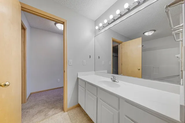 $239,000 | 1556 Independence Drive, Unit 202, Northfield, MN 55057