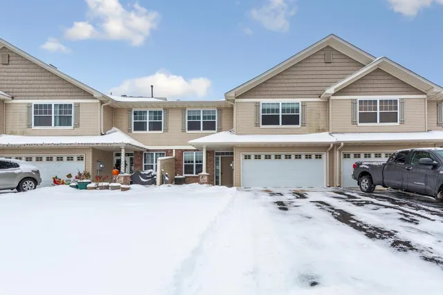 $239,000 | 1556 Independence Drive, Unit 202, Northfield, MN 55057