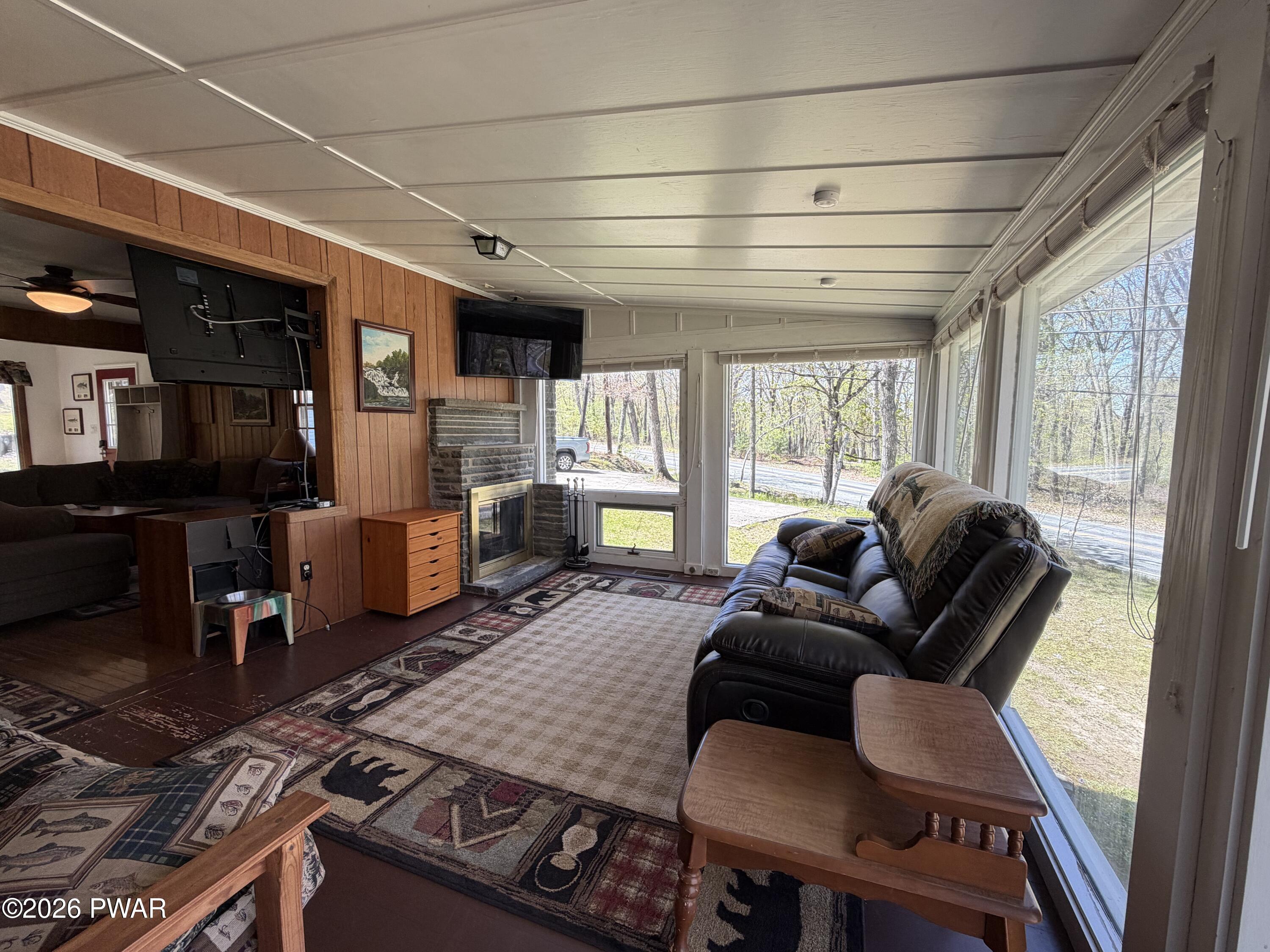 175 Brewster Road Dingmans Ferry, PA 18328 - Photo 11 of 35
