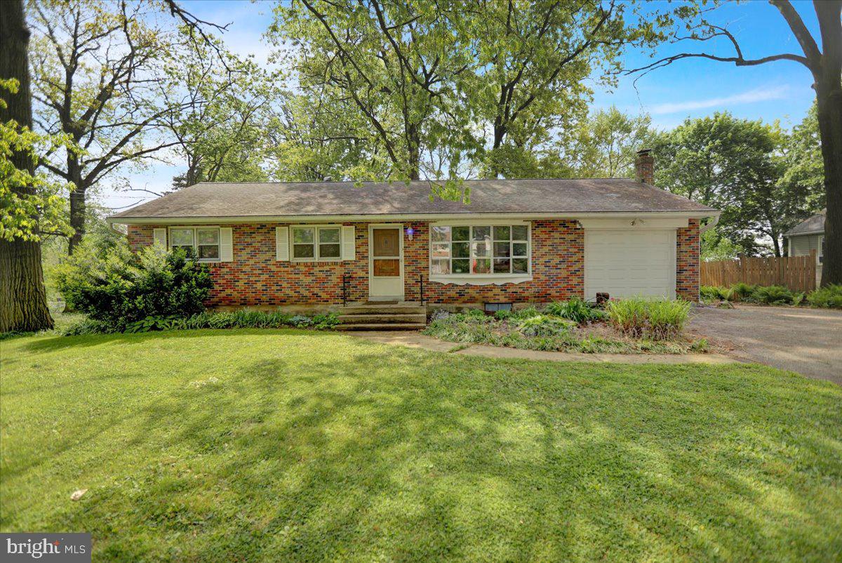 866 Kimmerlings Road Lebanon, PA 17046 - Photo 1 of 33 Gallery Image 1
