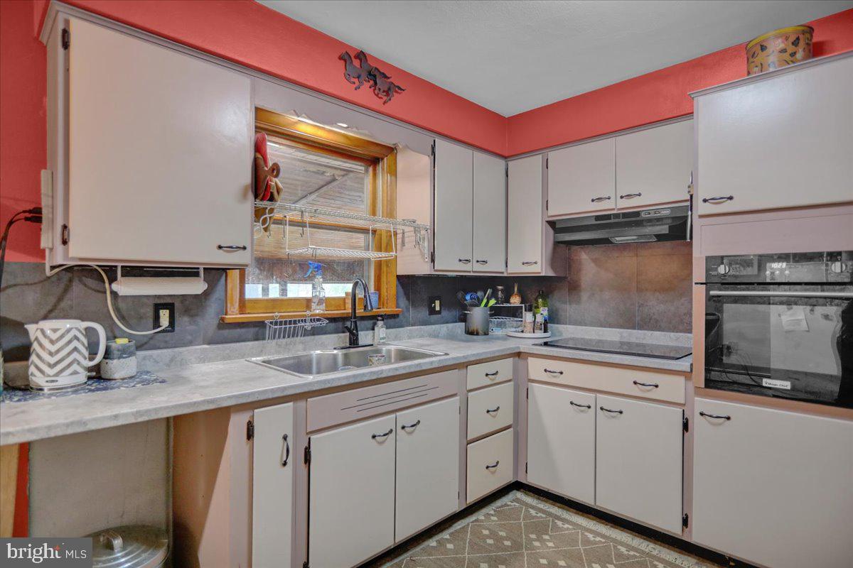 866 Kimmerlings Road Lebanon, PA 17046 - Photo 13 of 33 Gallery Image 13