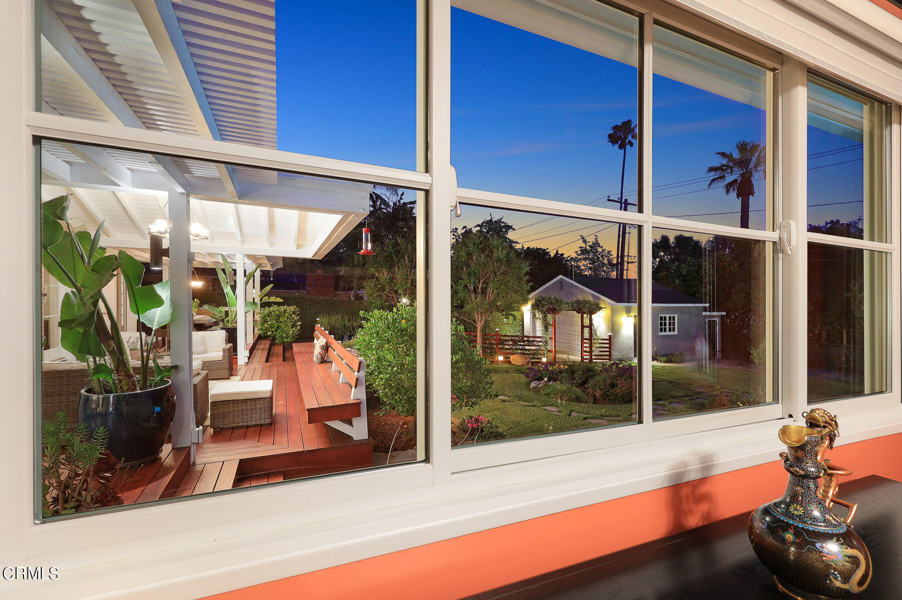 3780 Fairmeade Road Pasadena, CA 91107 - Photo 32 of 73 a view of a building with sitting area and garden