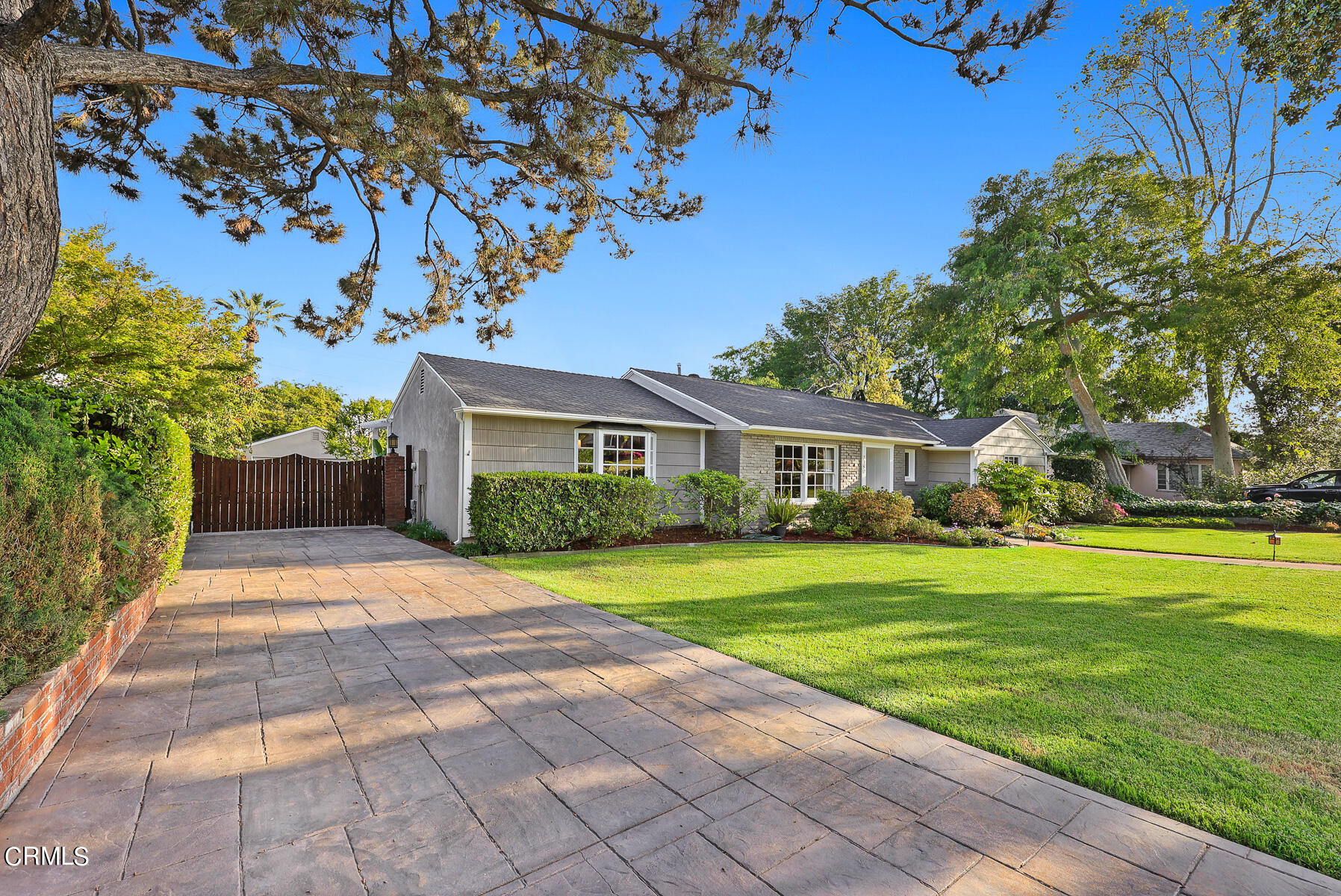 3780 Fairmeade Road Pasadena, CA 91107 - Photo 54 of 73 a front view of a house with garden