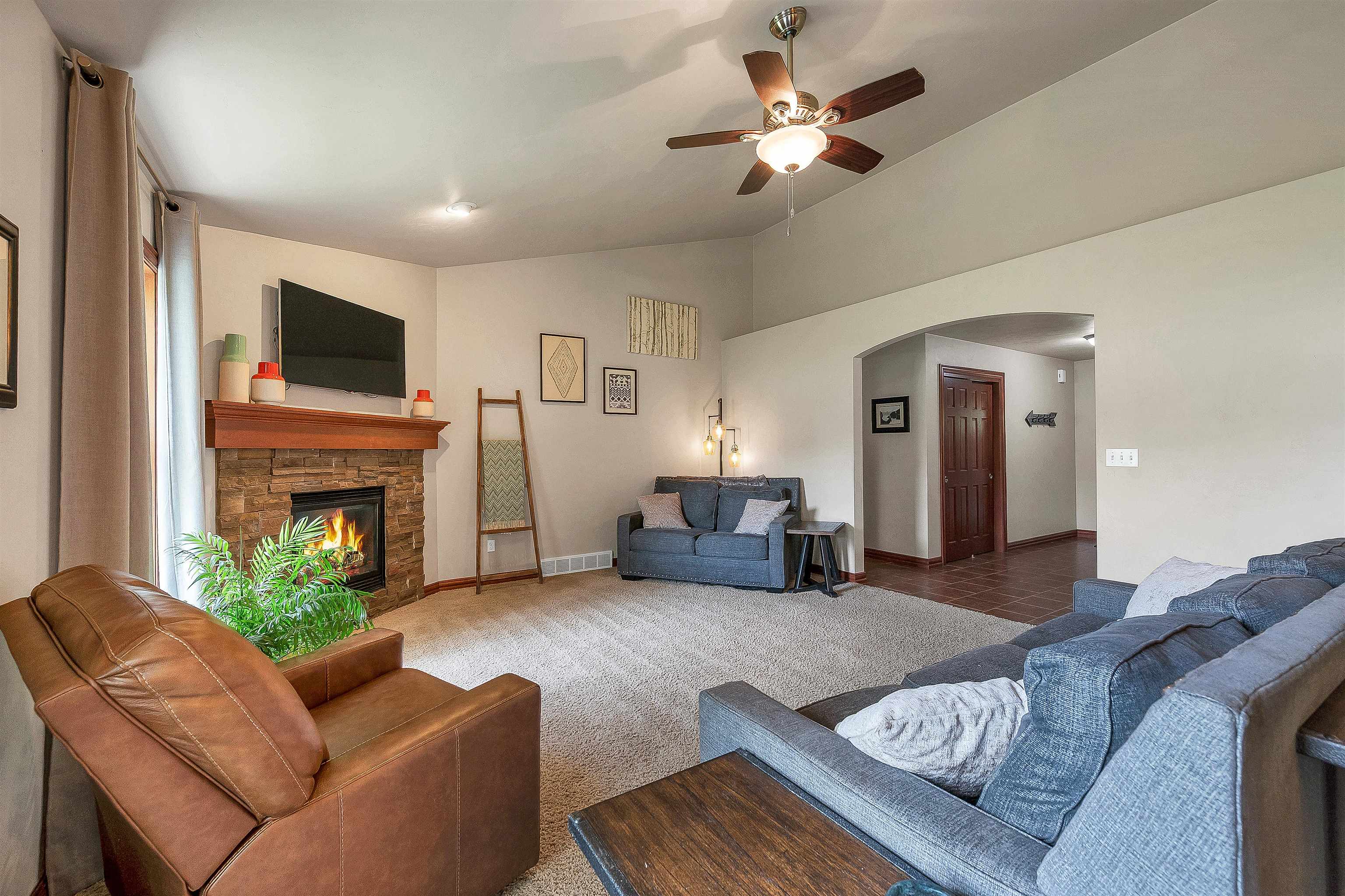 1014 Lacount Road Green Bay, WI 54313 - Photo 11 of 72