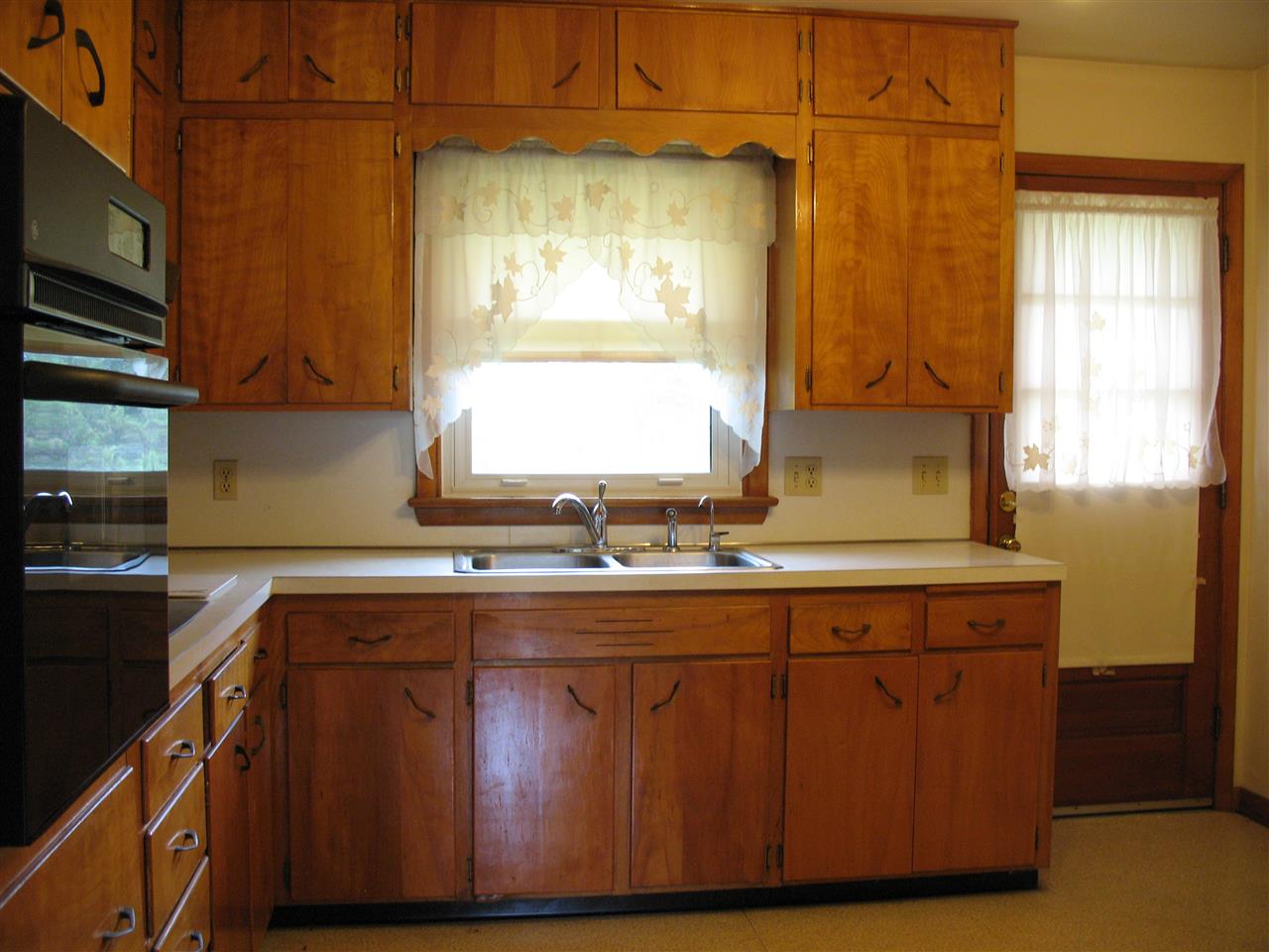 440 Mill Street Dayton, VA 22821 - Photo 4 of 20 Gallery Image 4