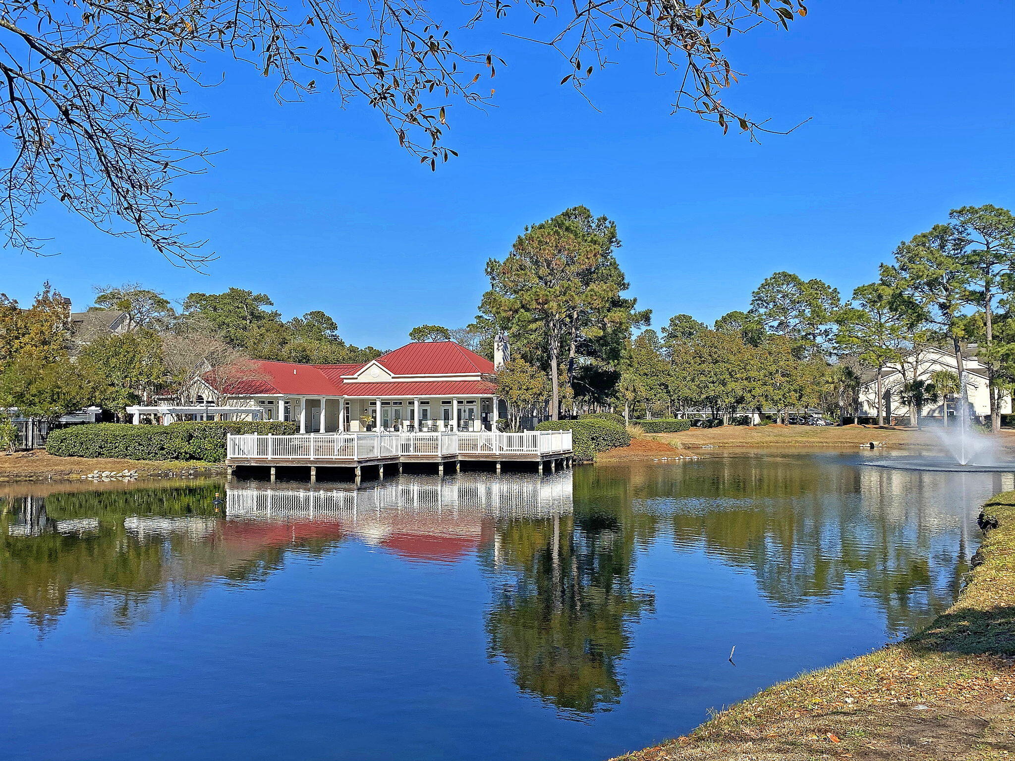 2011 North Highway 17, Unit 1300C Mount Pleasant, SC 29466 - Photo 35 of 46 CREM_The Meridian - amenities_007