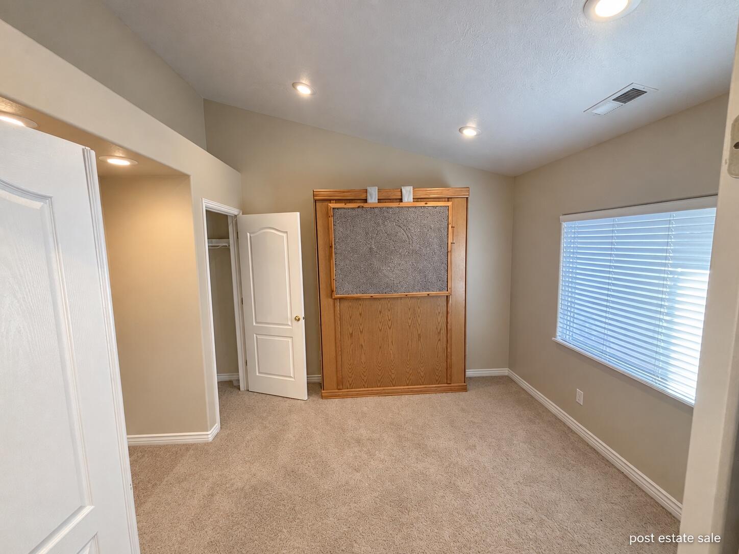 341 South Parkside Circle St. George, UT 84770 - Photo 11 of 29 11 - Office Items Removed