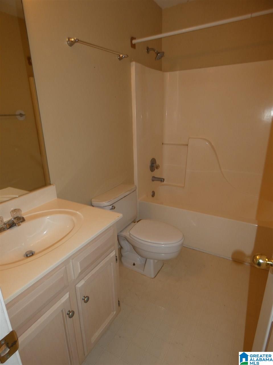 118 Windsor Ridge Drive Pelham, AL 35124 - Photo 10 of 13