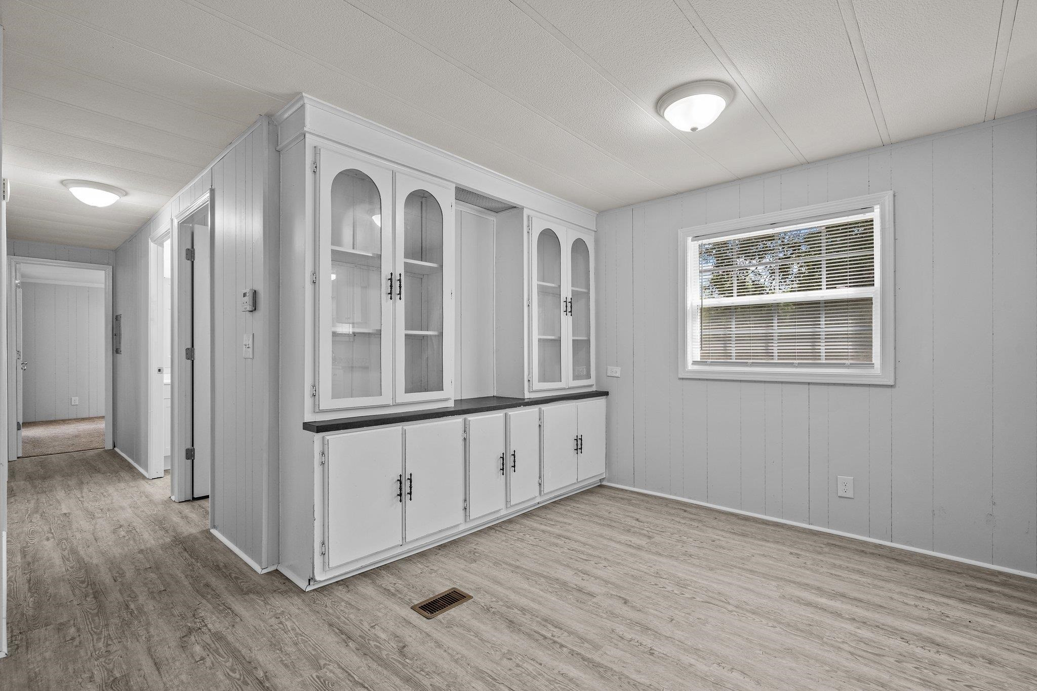 470 Satterwhite Point Road Henderson, NC 27537 - Photo 8 of 23 Photo 8