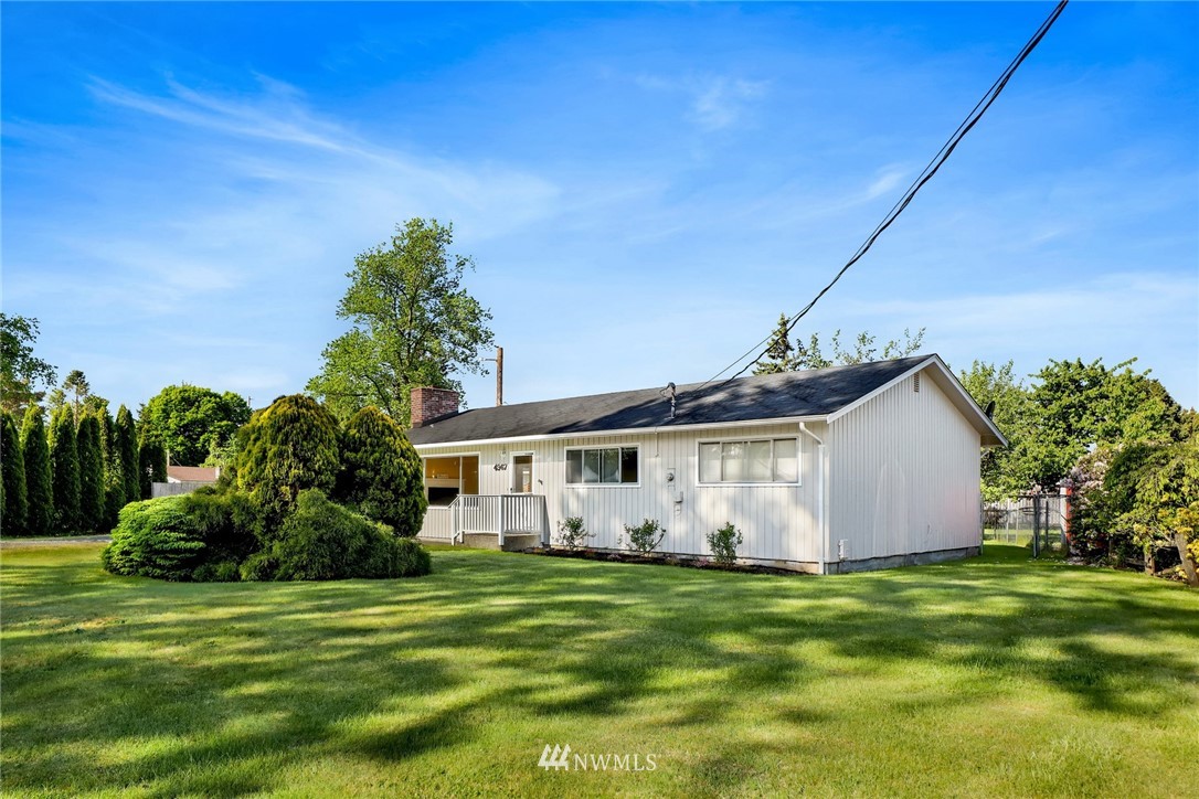 4967 Waschke Road Bellingham, WA 98226 - Photo 2 of 33
