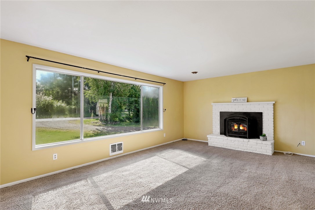 4967 Waschke Road Bellingham, WA 98226 - Photo 6 of 33