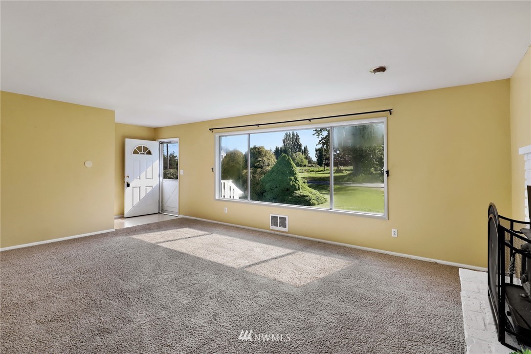 4967 Waschke Road Bellingham, WA 98226 - Photo 7 of 33