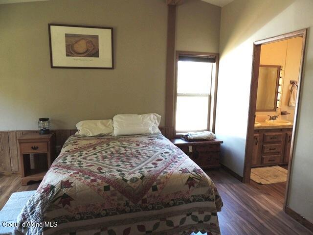 15788 North Singer Road Rathdrum, ID 83858 - Photo 8 of 17 Master Bed and Bath