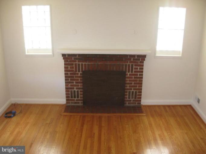 1629 Aberdeen Road Towson, MD 21286 - Photo 2 of 23 Fireplace