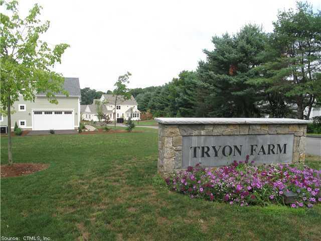 24 Tryon Farm Road, Unit 24 Glastonbury, CT 06073 - Photo 1 of 1 Exterior Front.