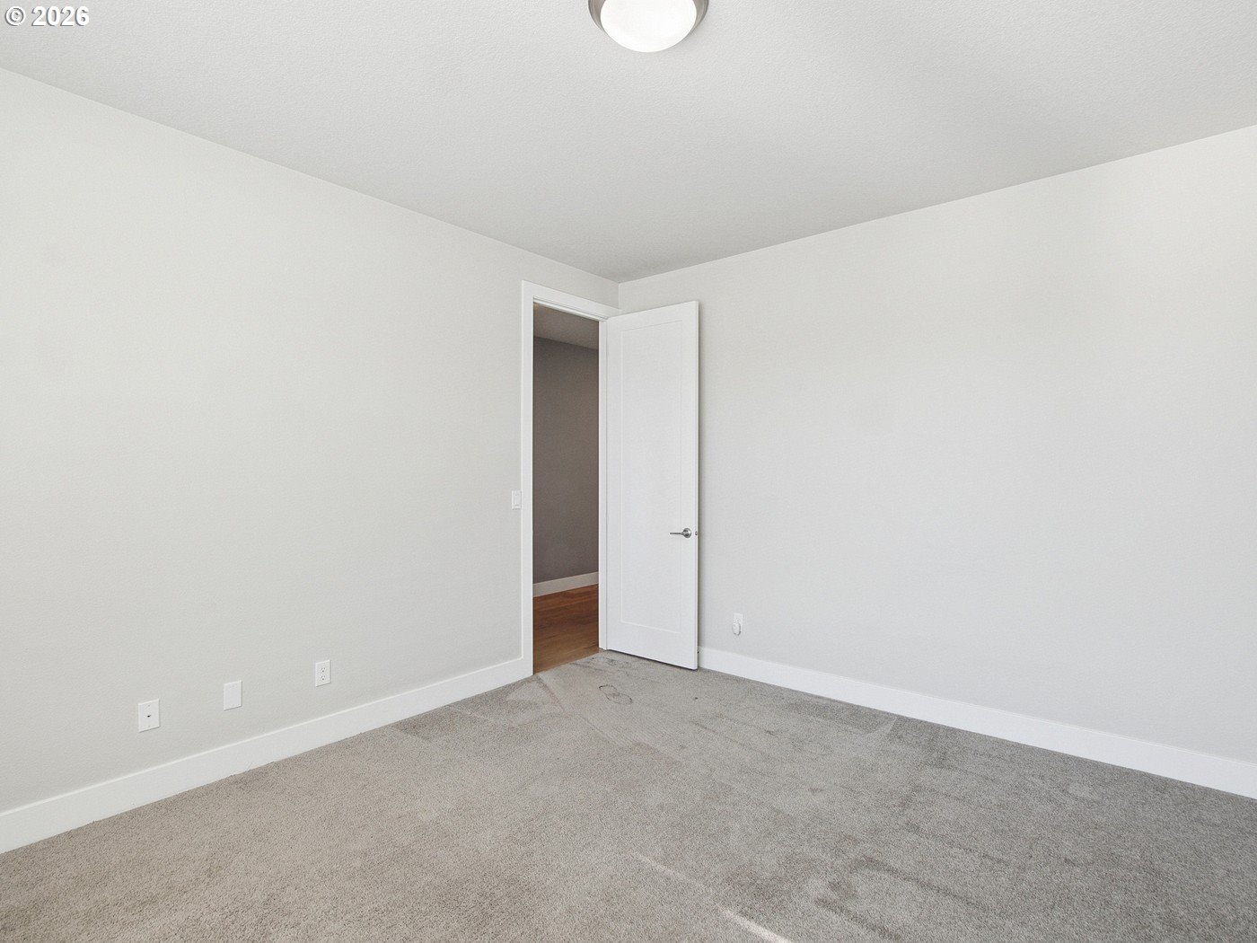 4093 Southeast Reed Drive Hillsboro, OR 97123 - Photo 6 of 48