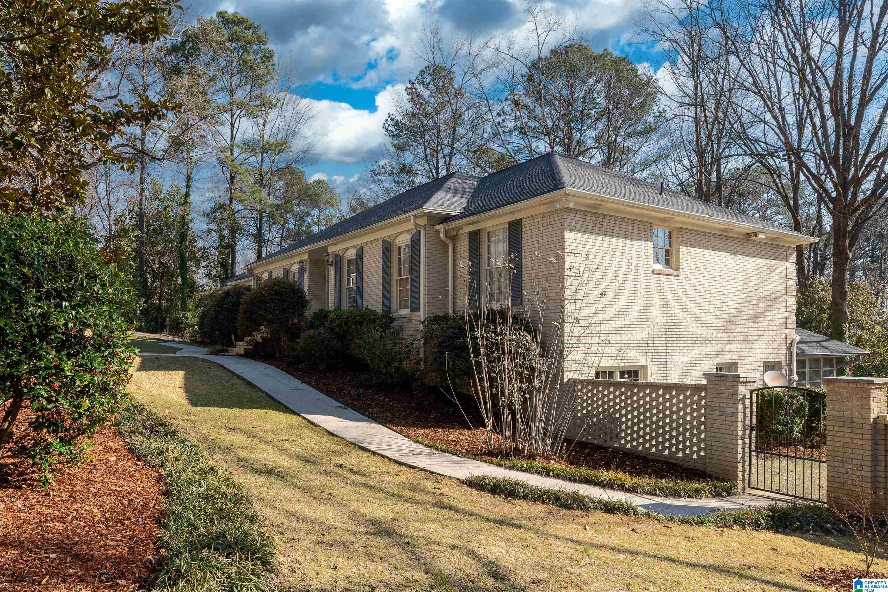 3438 River Bend Road Birmingham, AL 35243 - Photo 3 of 41