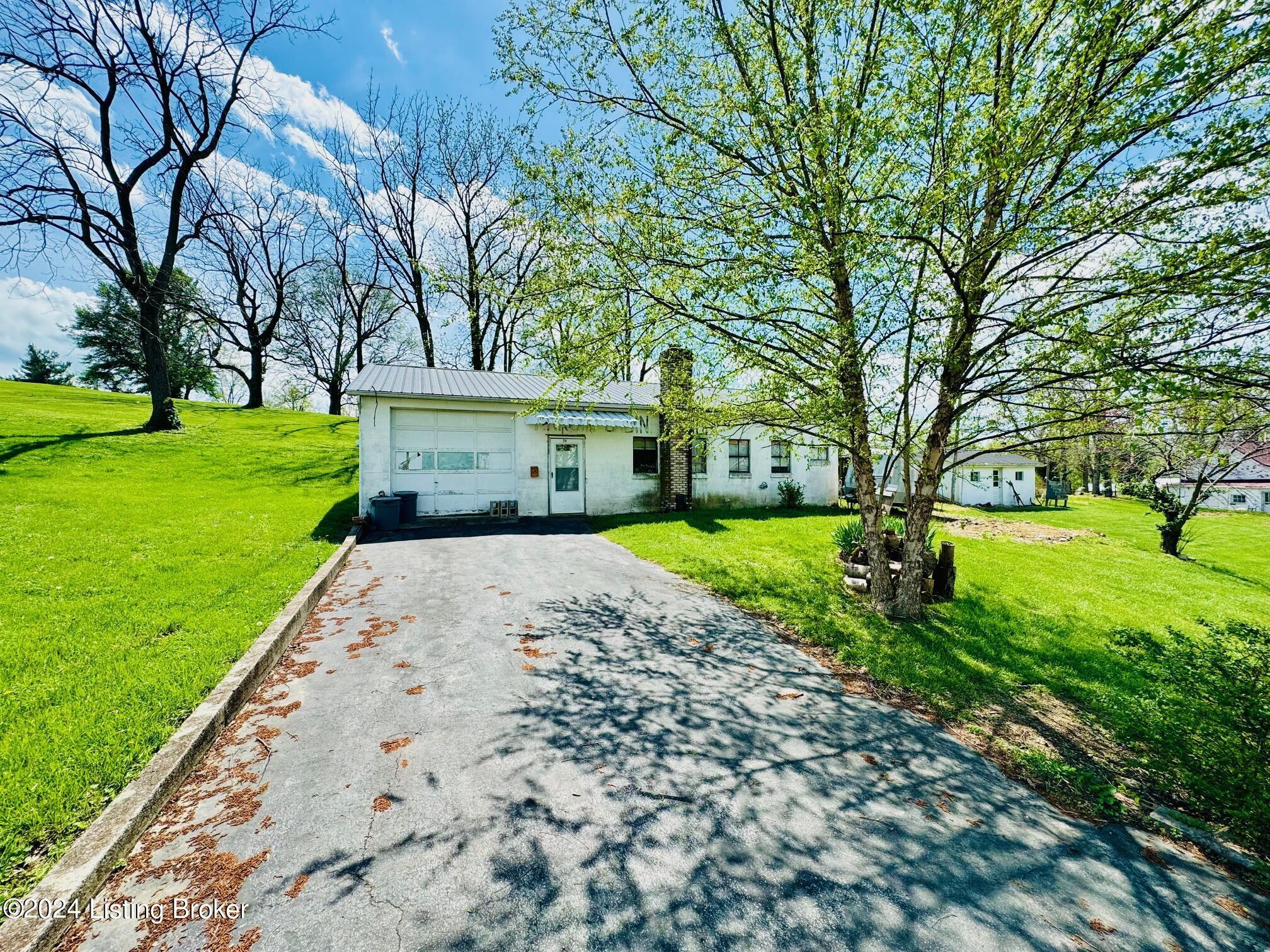214 Depot Street Springfield, KY 40069 - Photo 1 of 7 214 E Depot