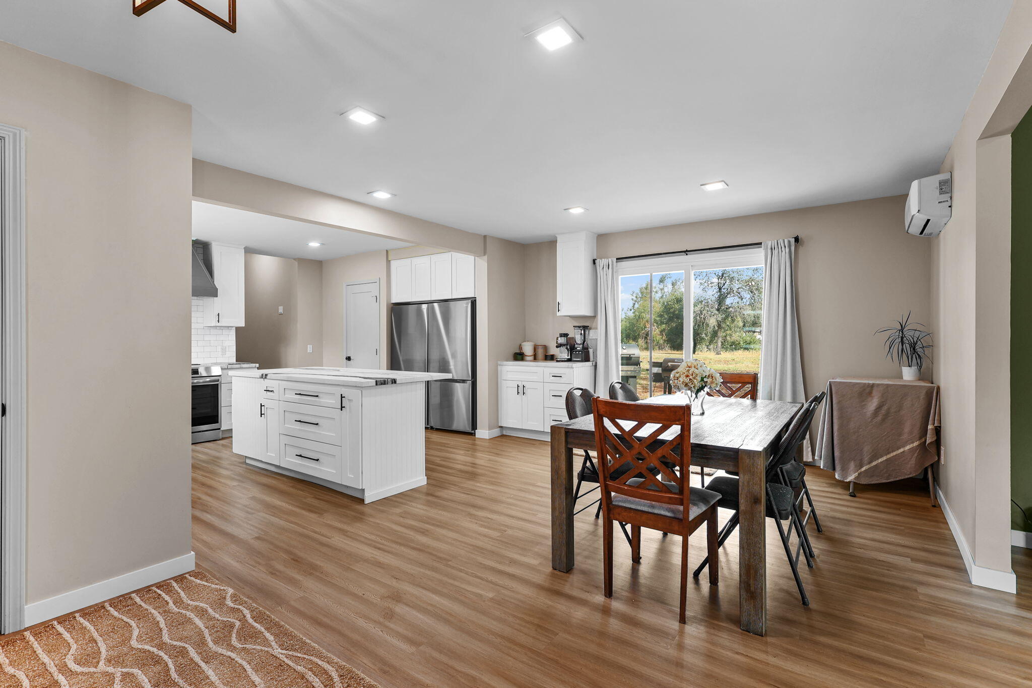 7128 Happy Valley Road Anderson, CA 96007 - Photo 9 of 48 Dining to Kitchen
