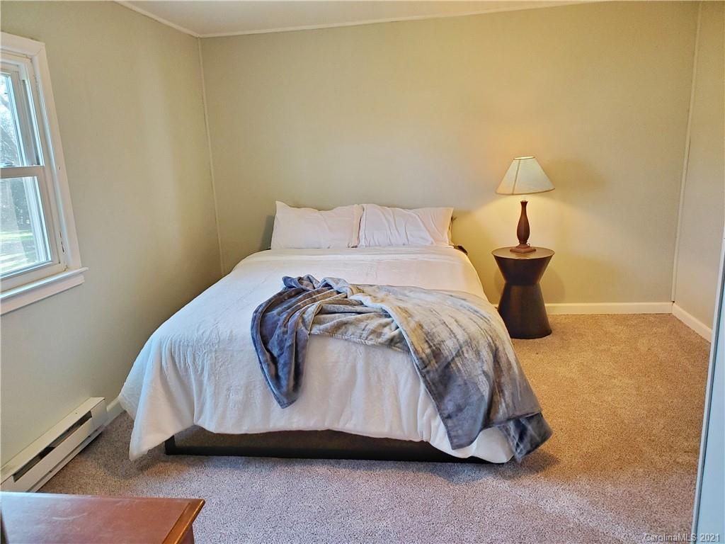 46 English Road Candler, NC 28715 - Photo 8 of 24 Gallery Image 8