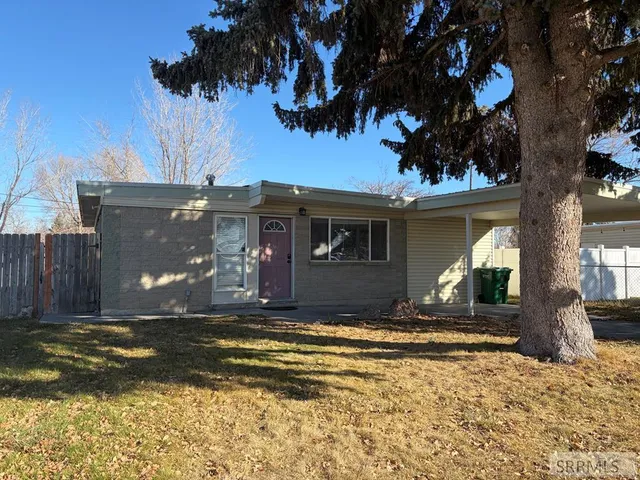$285,000 | 225 Monte Vista Avenue, Idaho Falls, ID 83401