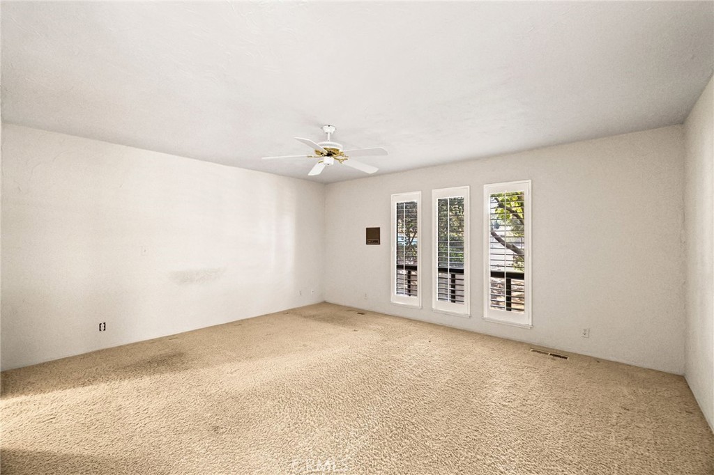 6357 County Road 48 Willows, CA 95988 - Photo 28 of 75 an empty room with windows