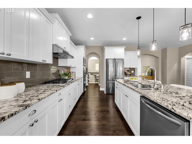 $895,000 | 11105 Northeast 143rd Avenue, Vancouver, WA 98682