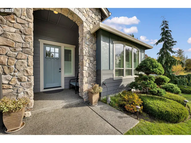 $895,000 | 11105 Northeast 143rd Avenue, Vancouver, WA 98682