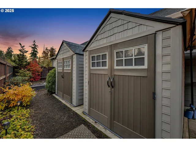 $895,000 | 11105 Northeast 143rd Avenue, Vancouver, WA 98682