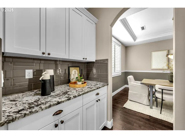 $895,000 | 11105 Northeast 143rd Avenue, Vancouver, WA 98682