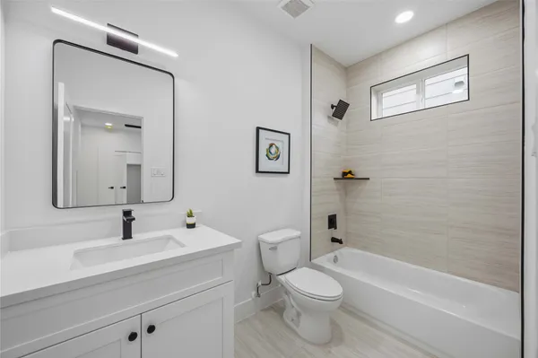$2,700 | 2012 Yates Street, Houston, TX 77020