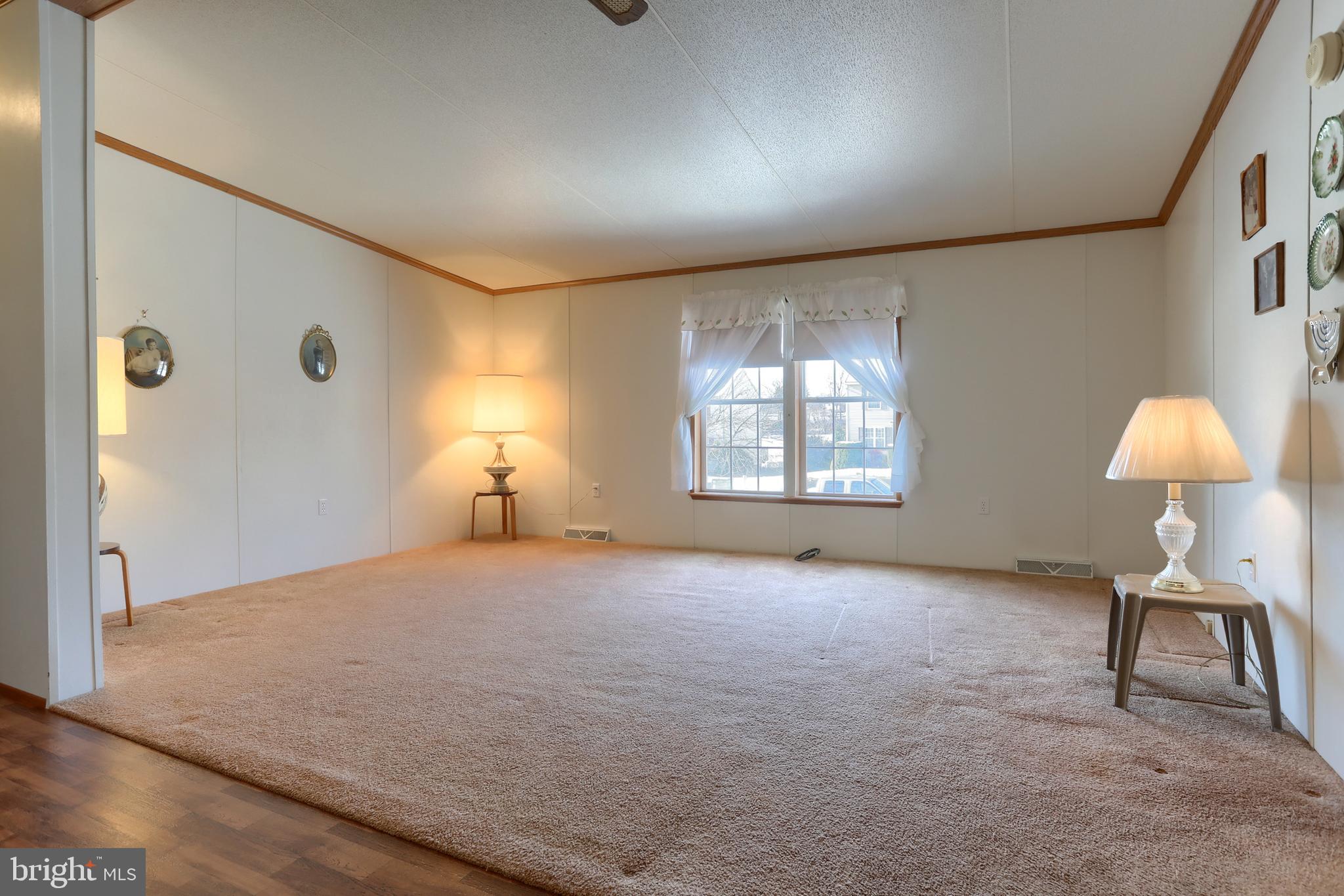 22 Elizabeth Avenue Lebanon, PA 17042 - Photo 13 of 28 a view of empty room with window