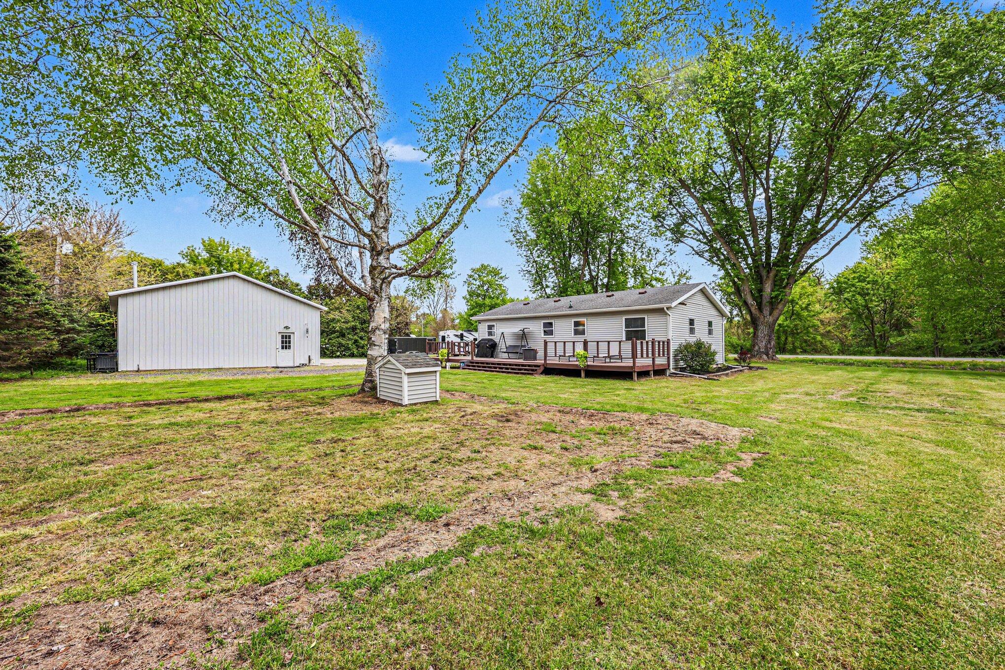 10085 Plank Road Maybee, MI 48159 - Photo 28 of 29 028_file_5230