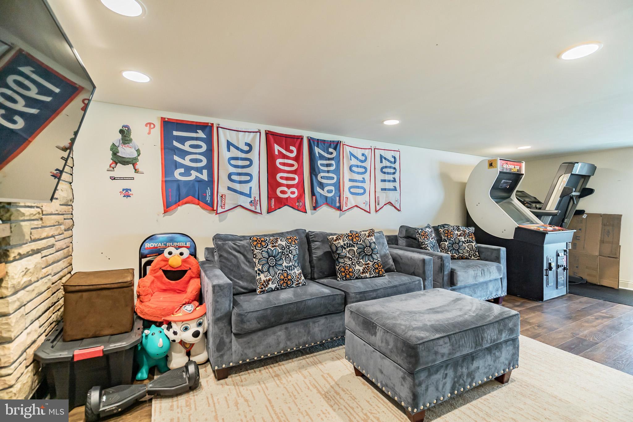 11718 Millbrook Road Philadelphia, PA 19154 - Photo 21 of 29 Gallery Image 21