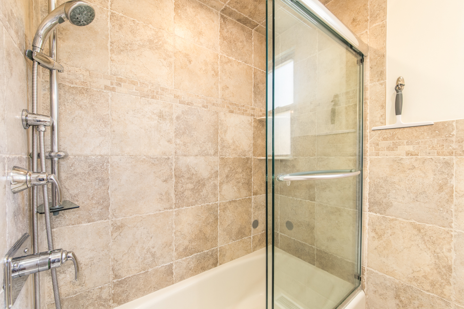 106 Berry Parkway Park Ridge, IL 60068 - Photo 12 of 33