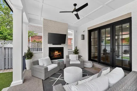 $3,750,000 | 209 North Bemiston Avenue, St. Louis, MO 63105