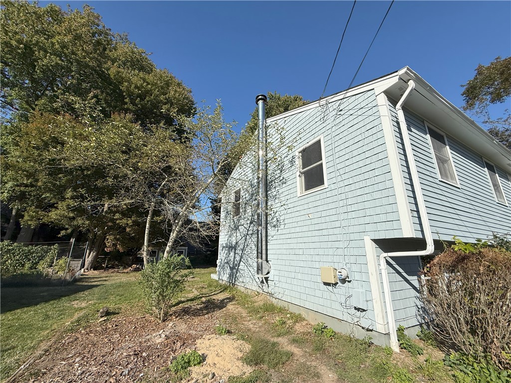 7 Leatherleaf Road Narragansett, RI 02882 - Photo 3 of 27