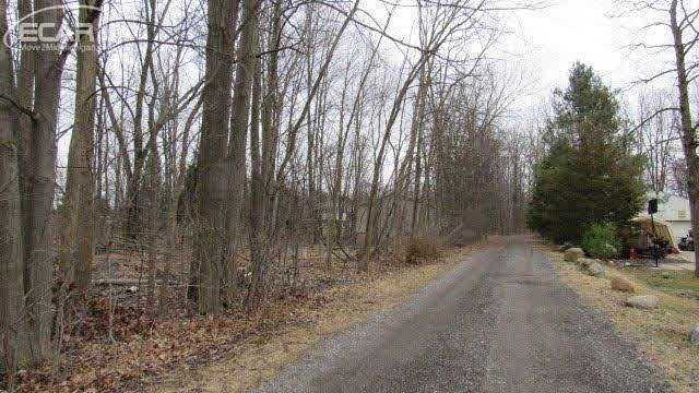1048 East Hurd Road Clio, MI 48420 - Photo 7 of 30 21278618-6.JPG