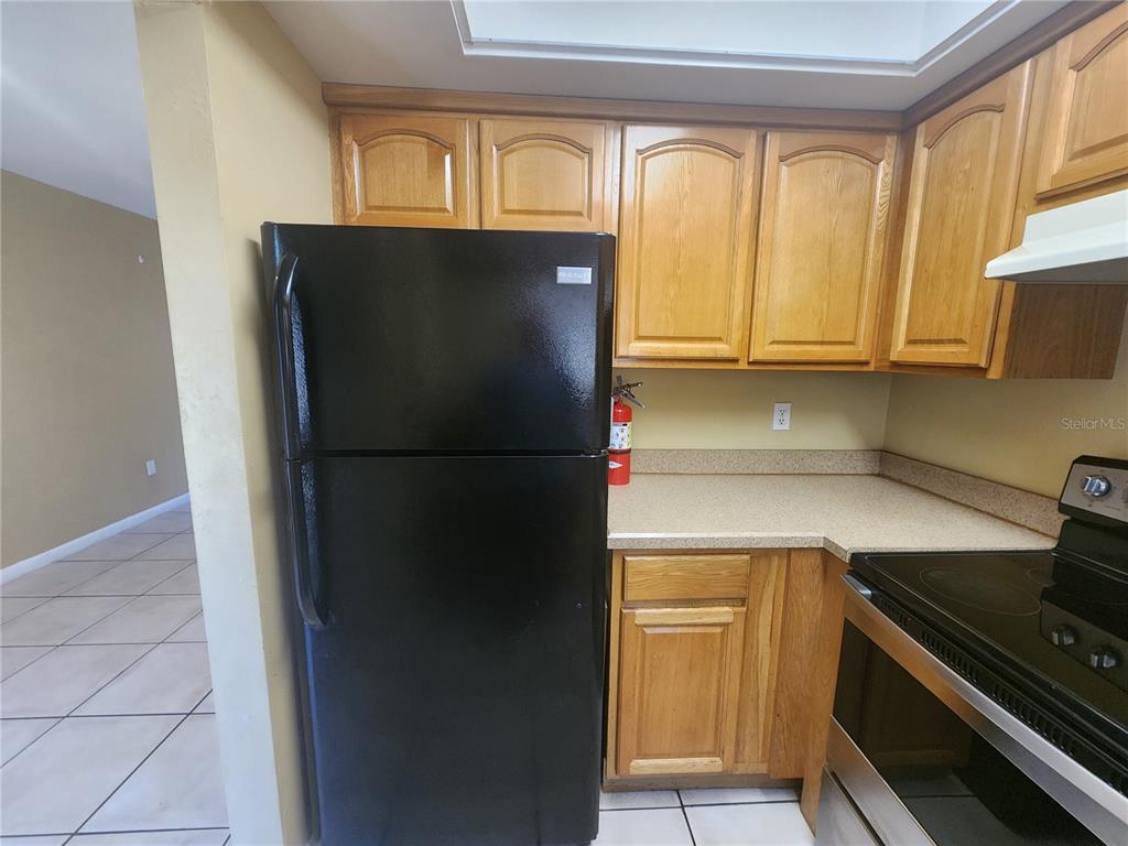 702 Southwest 70th Terrace, Unit B Gainesville, FL 32607 - Photo 7 of 33
