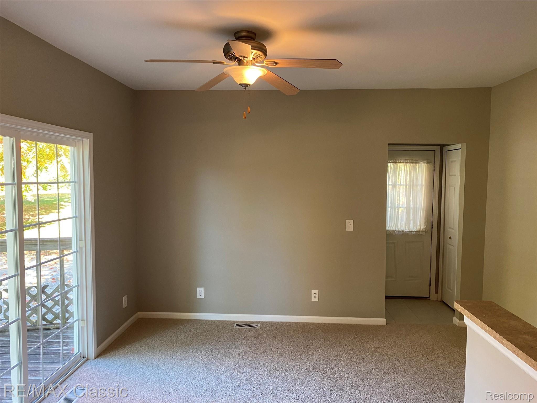 8927 Newburgh Road Livonia, MI 48150 - Photo 11 of 54 C2.jpeg