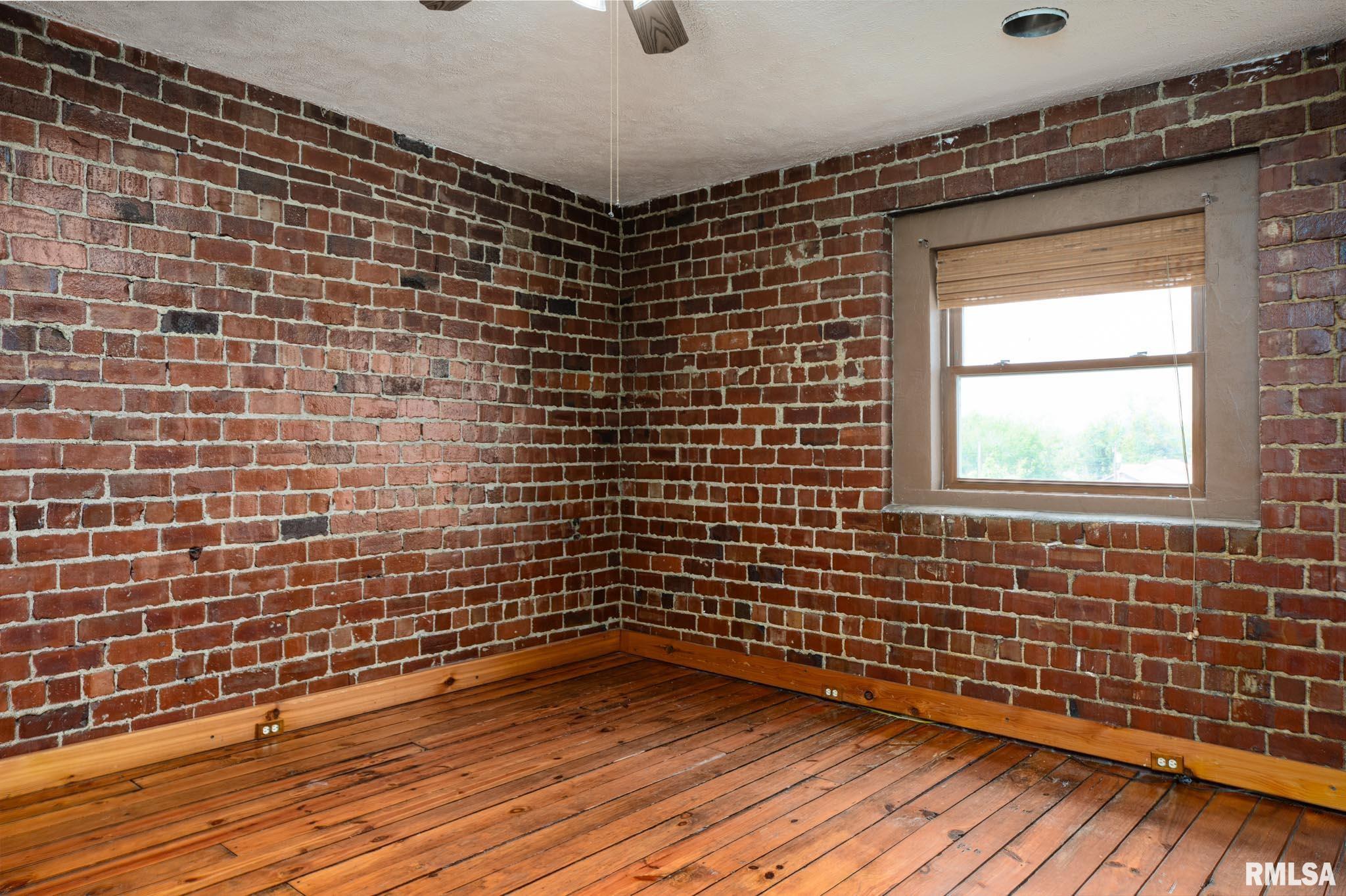 421 East Webster Street Benton, IL 62812 - Photo 41 of 63