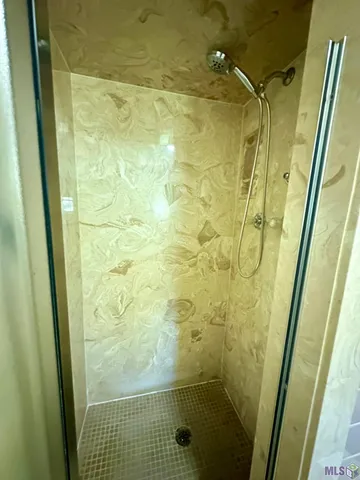 $1,850 | 43063 Black Bayou Road, Gonzales, LA 70737