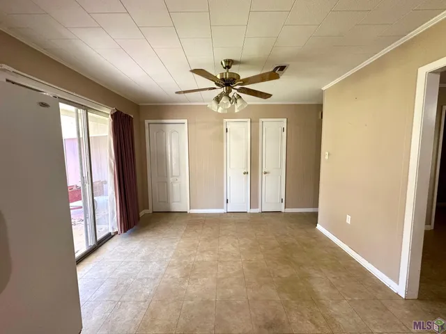 $1,850 | 43063 Black Bayou Road, Gonzales, LA 70737