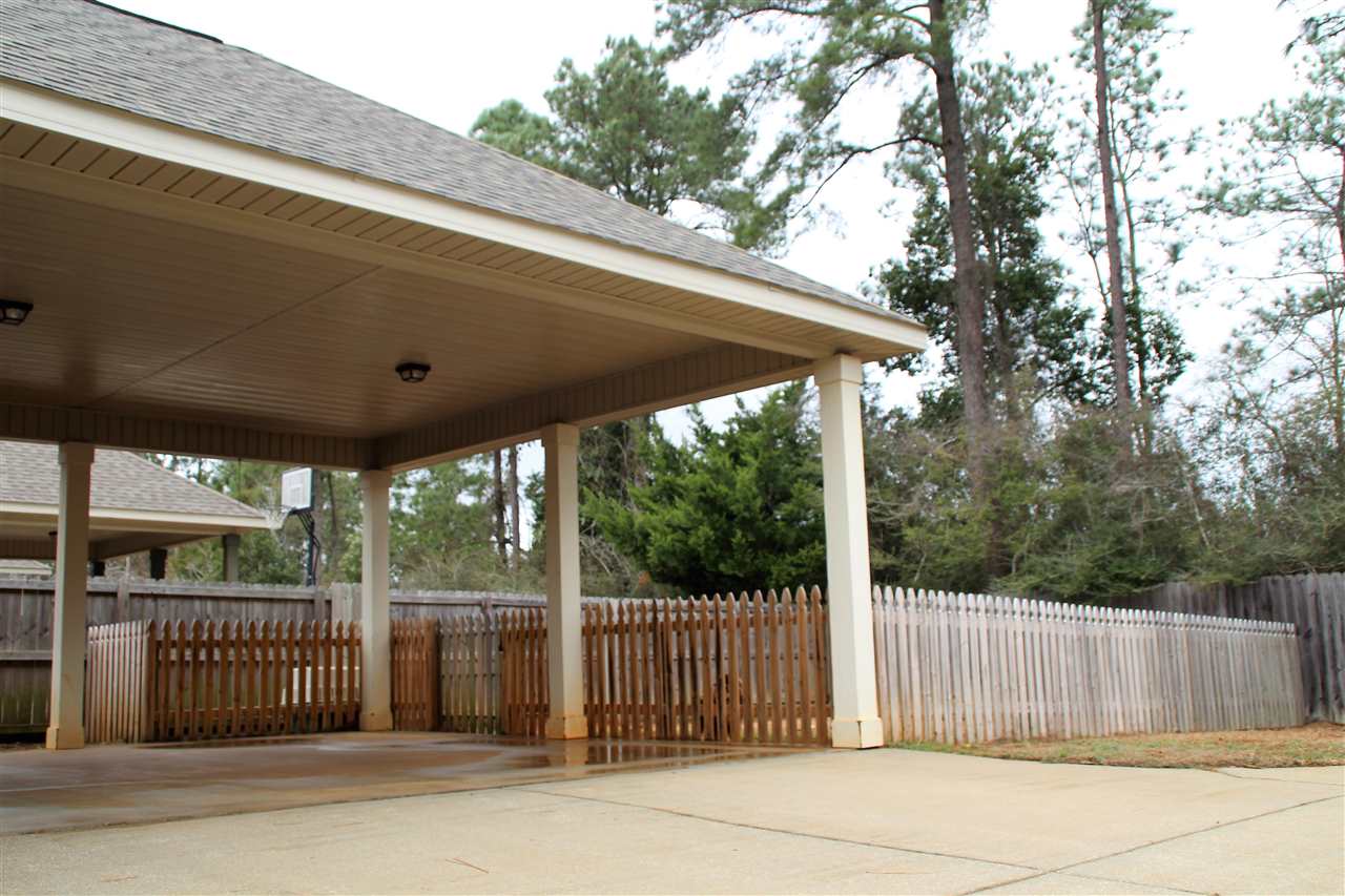 10331 Estia Street Daphne, AL 36526 - Photo 7 of 31 Two Fenced Areas