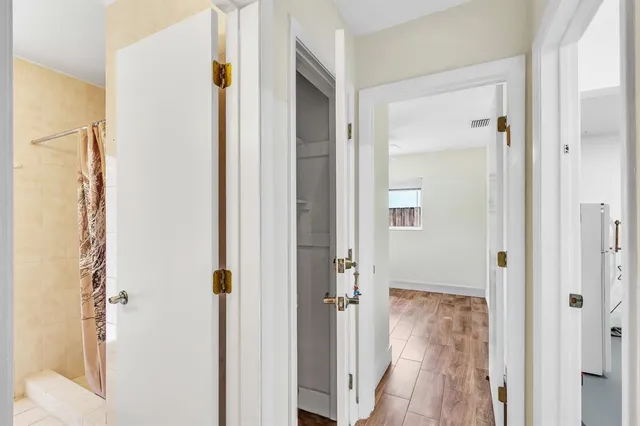 $1,590,000 | 1870 Northeast 197th Terrace, Miami, FL 33179