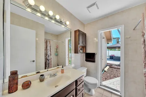 $1,590,000 | 1870 Northeast 197th Terrace, Miami, FL 33179